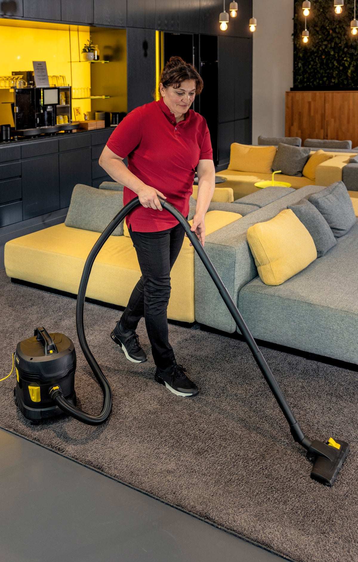 Չոր Փոշեկուլ T11/1  GO!FURTHER