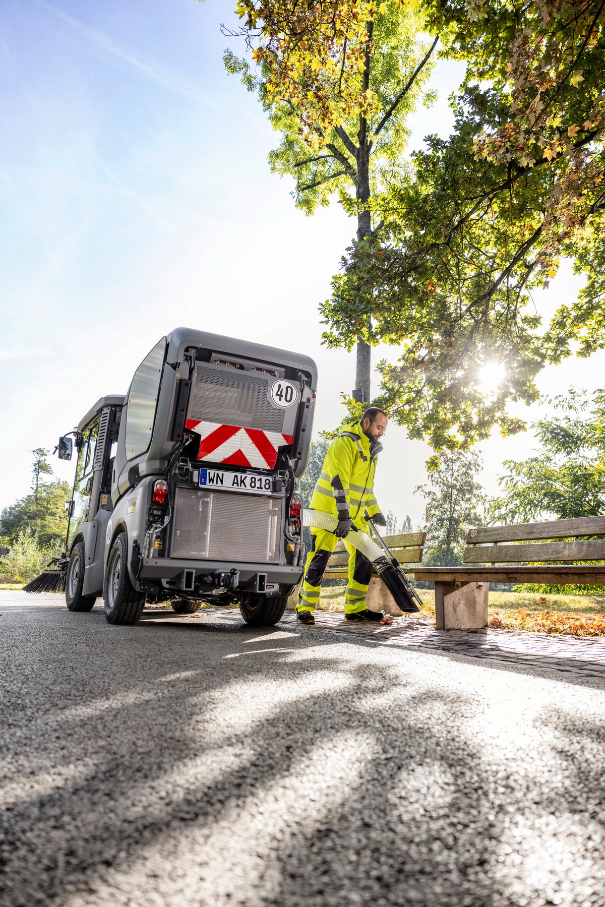 Vacuum sweeper MC 150