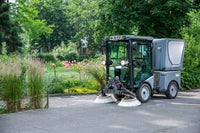 Vacuum sweeper MC 80