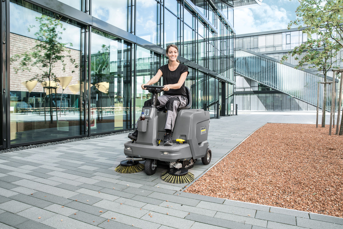 Vacuum sweeper KM 85/50 R Bp Pack