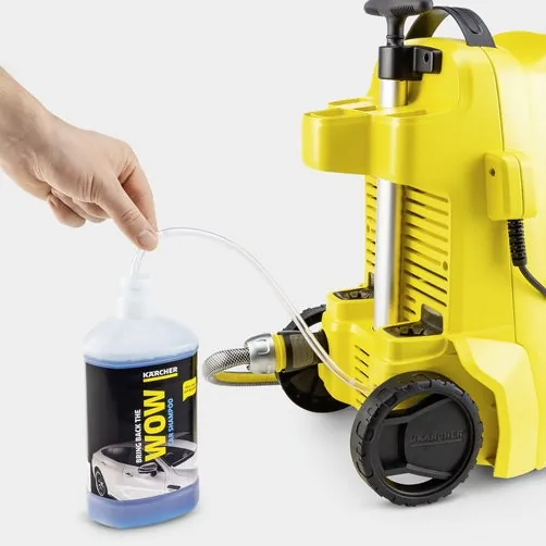 Applying a cleaning agent
